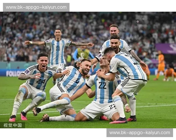 桑巴舞者的狂情与潘帕斯雄鹰的翱翔：巴西vs阿根廷录像里的足球史诗
